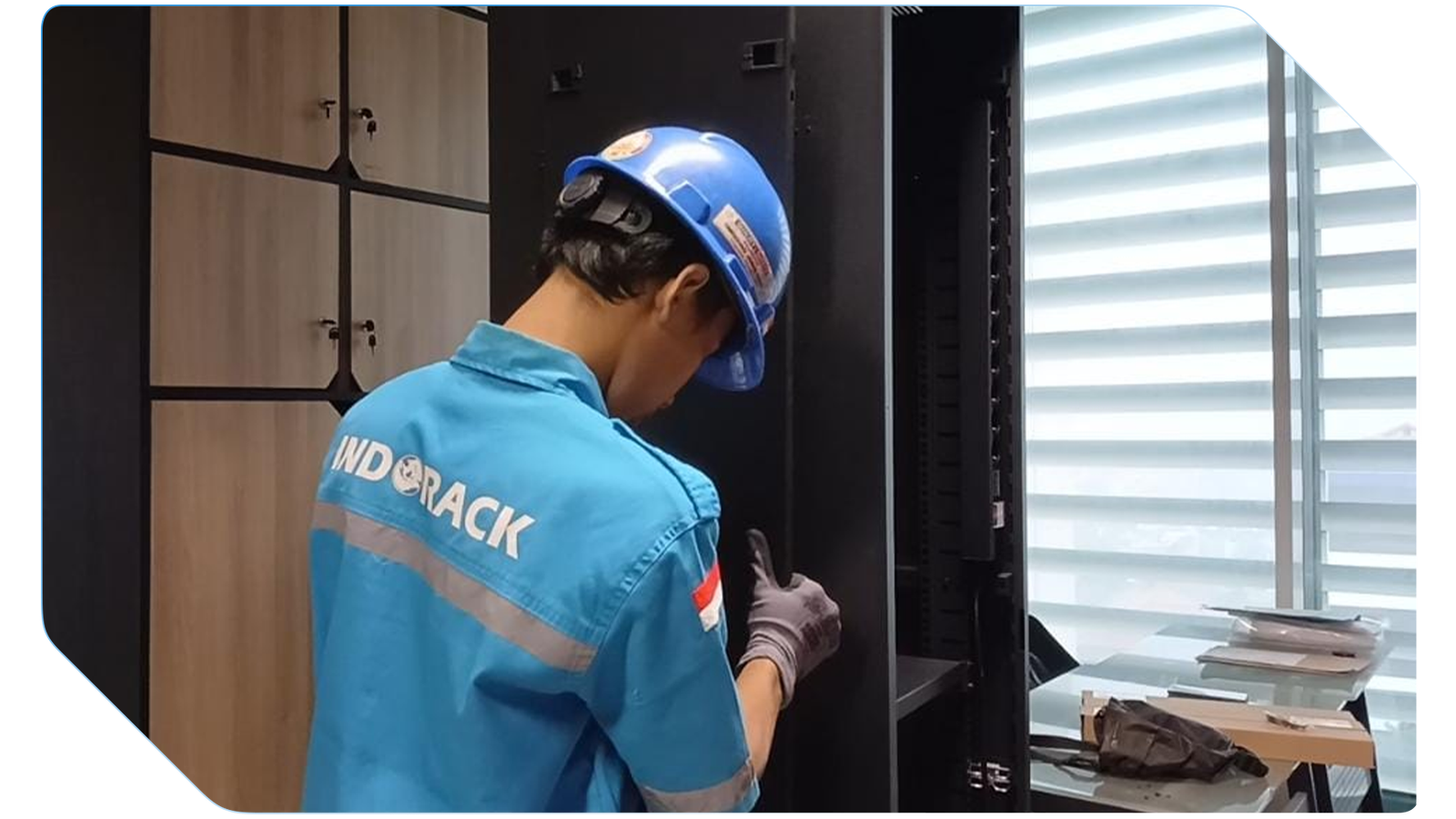 Perakitan Rack Server K2